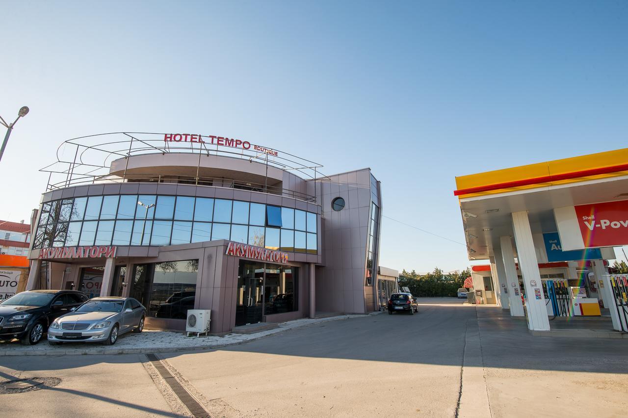 Hotel Tempo Boutique Pazardzhik Buitenkant foto